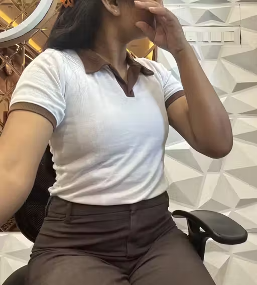 WHITE WITH BROWN RIB COLOR TOP